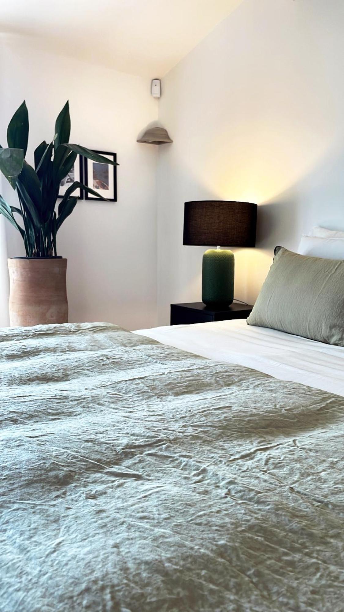 Bed and Breakfast Le Cigalon Le Beausset Habitación foto