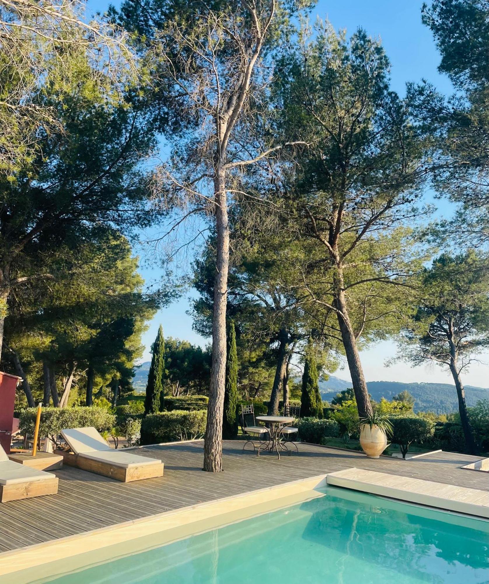 Bed and Breakfast Le Cigalon Le Beausset Exterior foto